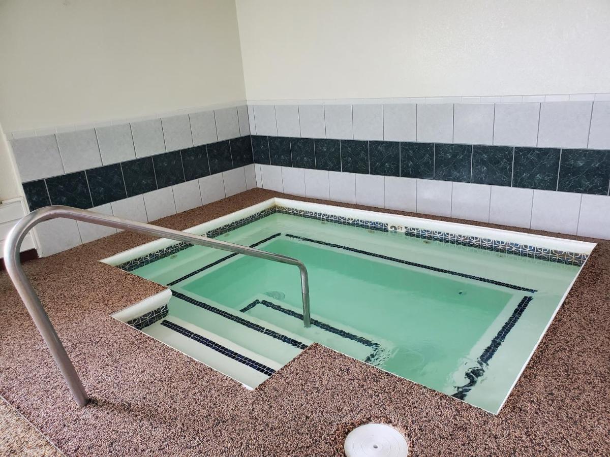 Voyager Hotel 2*